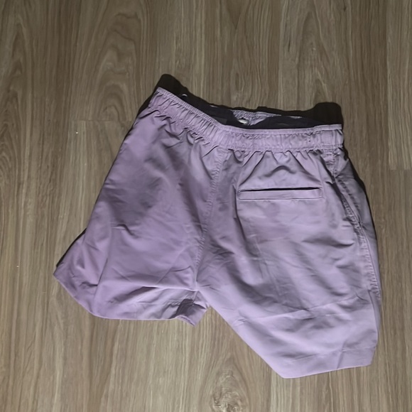 Pink athletic workout shorts - Picture 2 of 5